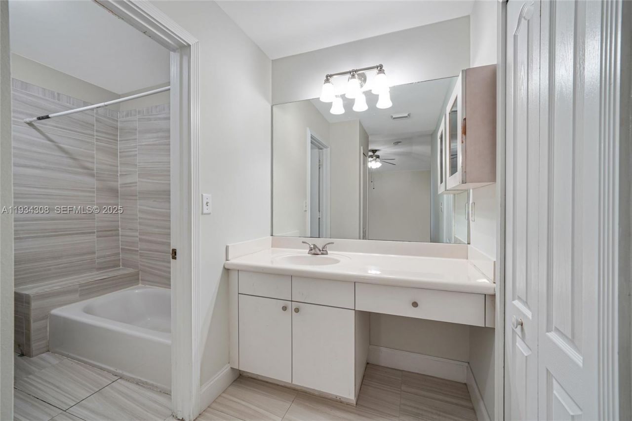 14157 SW 125th Ct, Miami, FL 33186 Photo