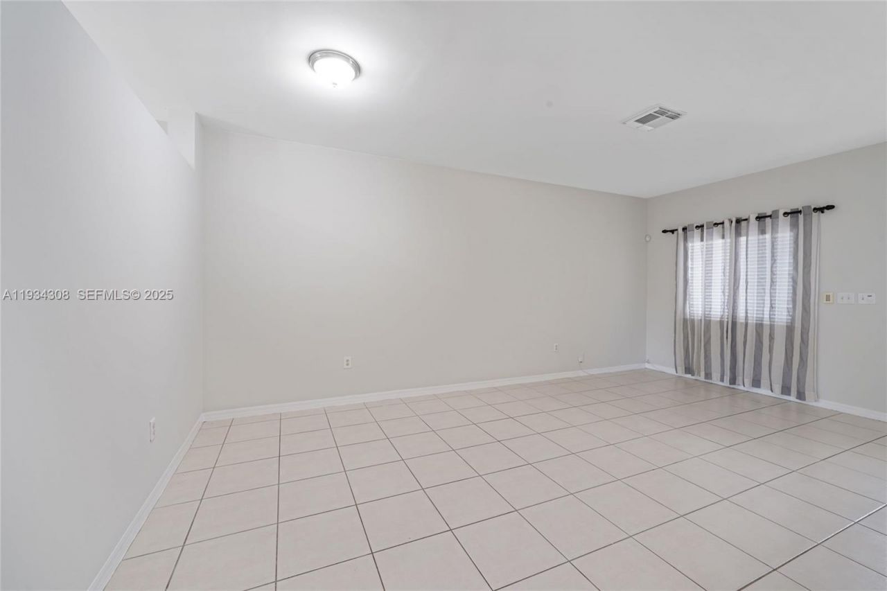 14157 SW 125th Ct, Miami, FL 33186 Photo