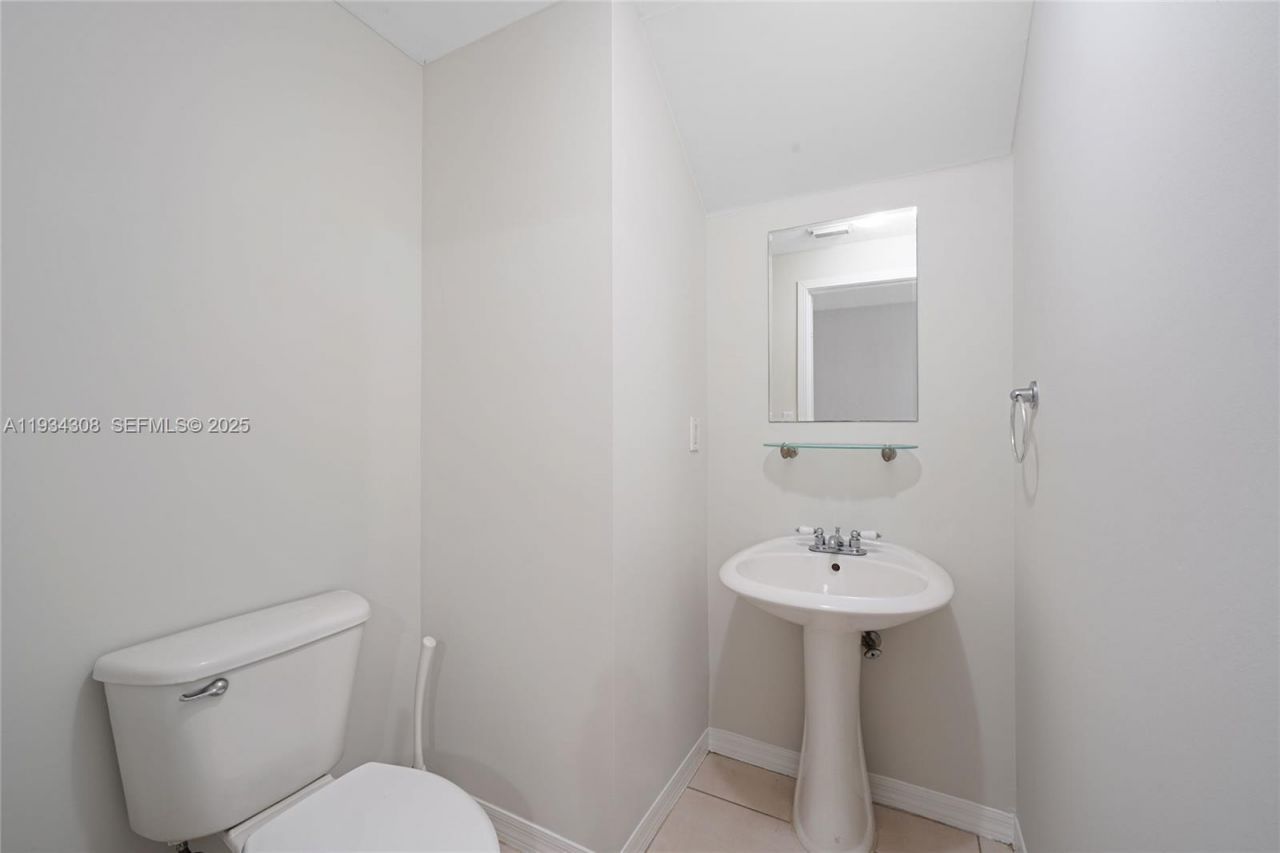 14157 SW 125th Ct, Miami, FL 33186 Photo