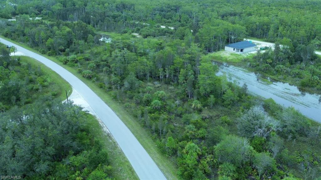 486 Westchester Dr, Lehigh Acres, FL 33972 Photo