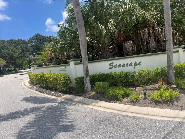 5200 SE Seascape Way, Unit 201, Stuart, FL 34997