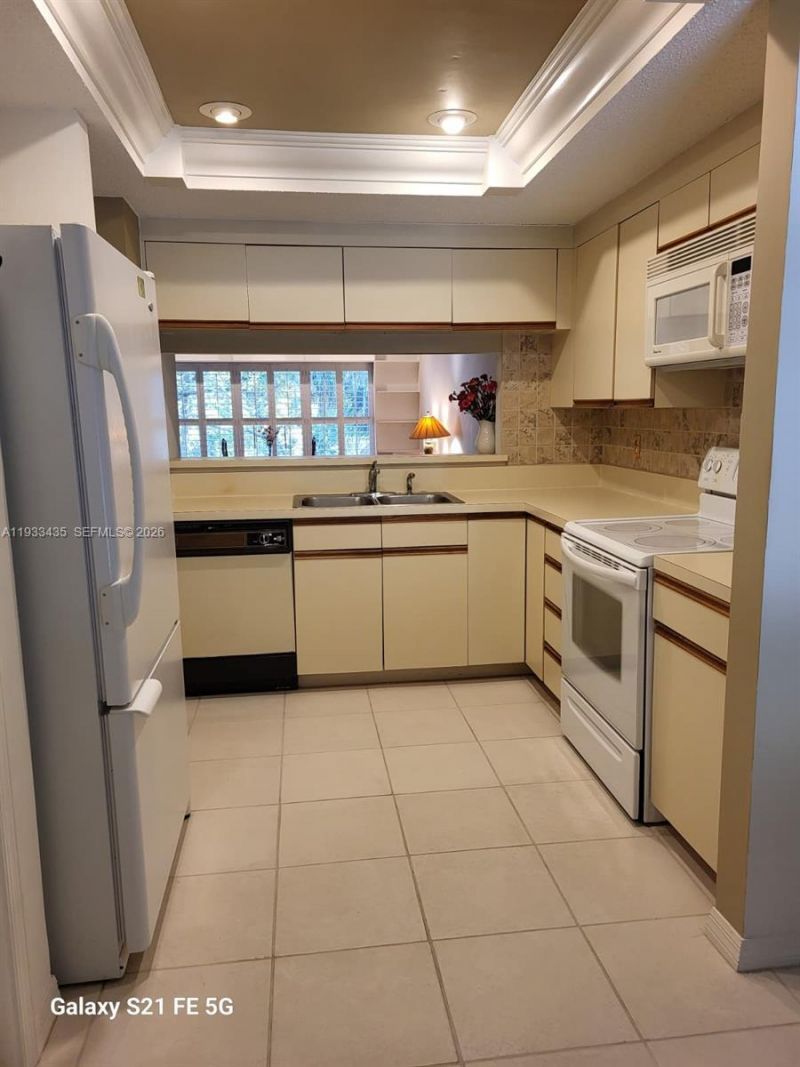 5200 SE Seascape Way, Unit 201, Stuart, FL 34997 Photo