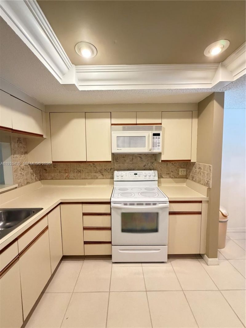 5200 SE Seascape Way, Unit 201, Stuart, FL 34997 Photo