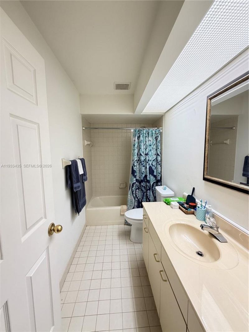 5200 SE Seascape Way, Unit 201, Stuart, FL 34997 Photo