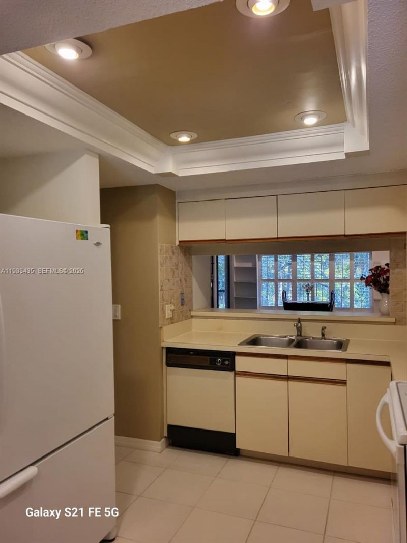 5200 SE Seascape Way, Unit 201, Stuart, FL 34997 Photo