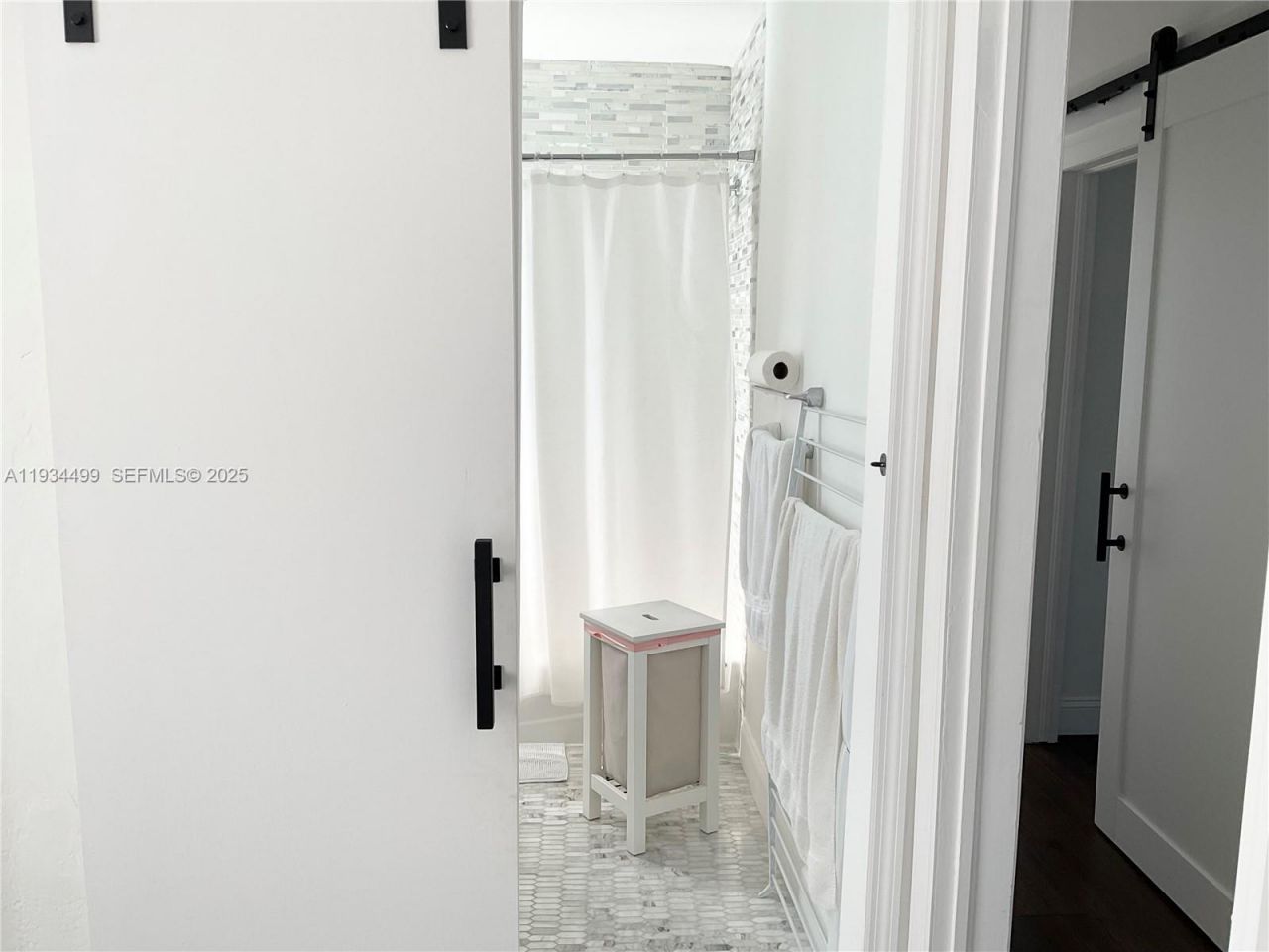 161 NW 145th St, Miami, FL 33168 Photo