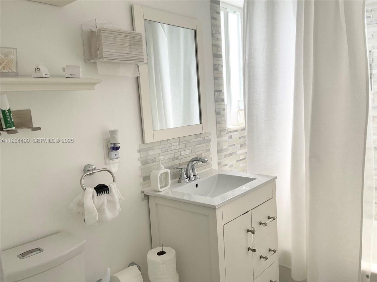 161 NW 145th St, Miami, FL 33168 Photo