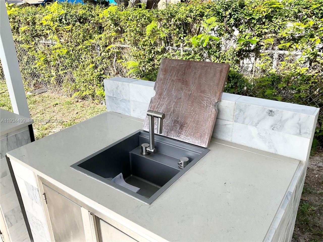 161 NW 145th St, Miami, FL 33168 Photo