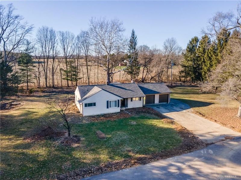 612 Barnhart Road, Troy, OH 45373 Photo 2