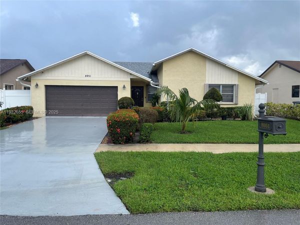 8951 SW 16th St , Boca Raton, FL 33433