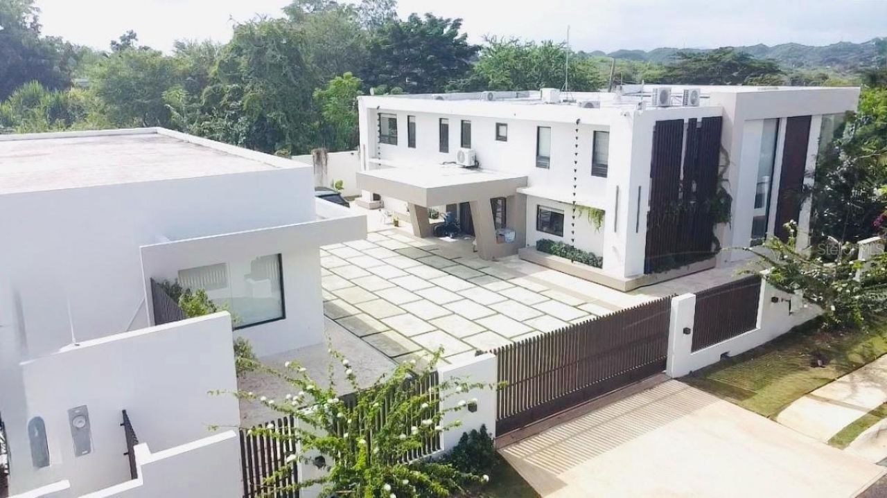 Bo Hato Arriba 492, Arecibo, PR 00612 Main Photo