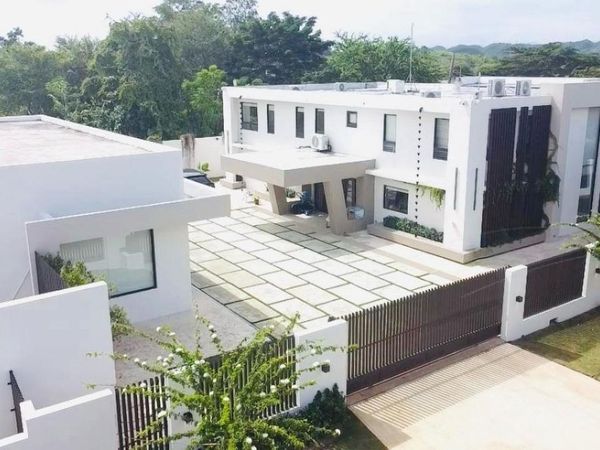 Bo Hato Arriba 492, ARECIBO, PR 00612