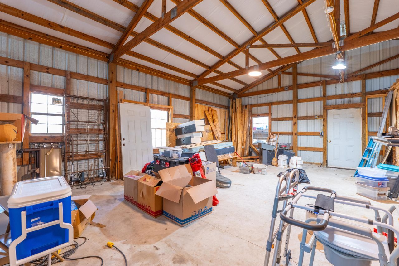 565 Tolle Farm Road Photo 24