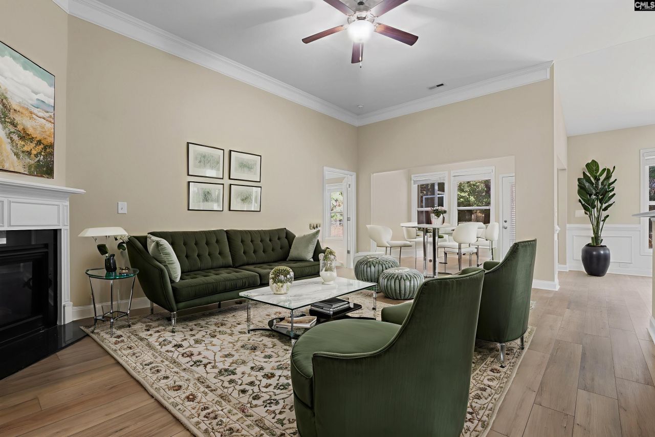 383 Summersweet Court Photo 12