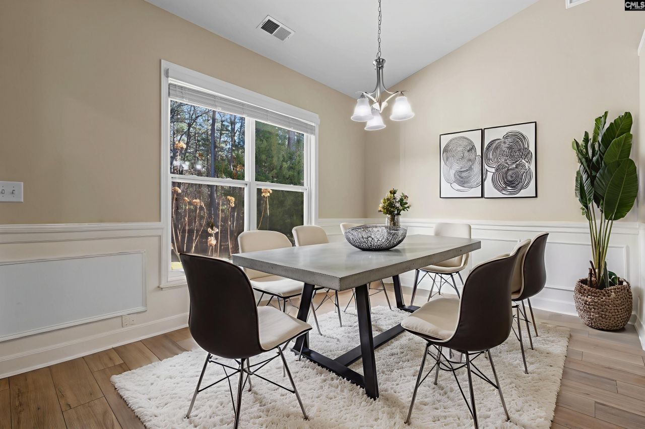 383 Summersweet Court Photo 16