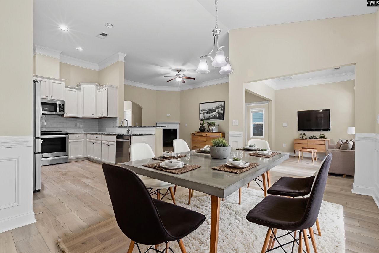 383 Summersweet Court Photo 17