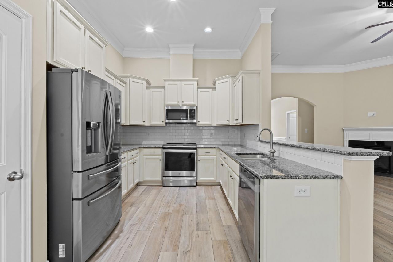 383 Summersweet Court Photo 19