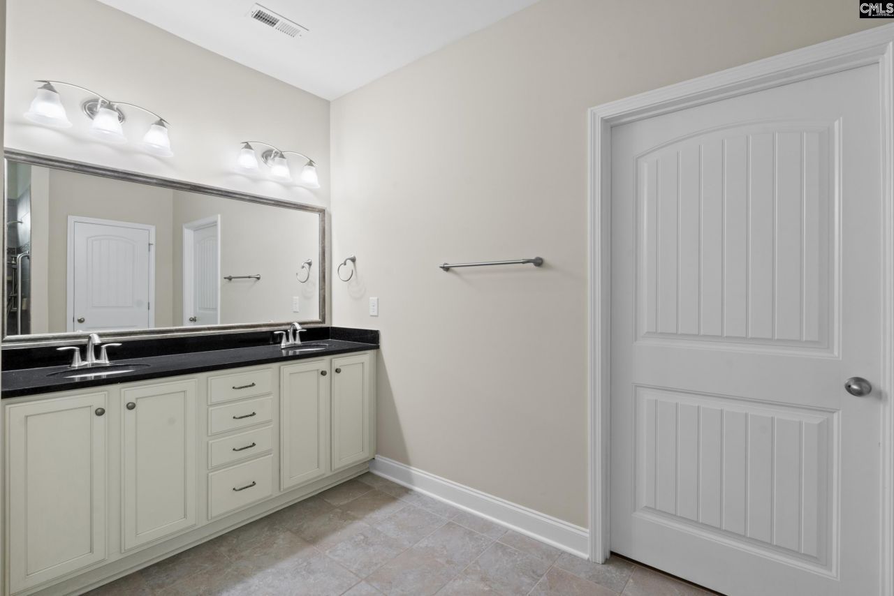 383 Summersweet Court Photo 24