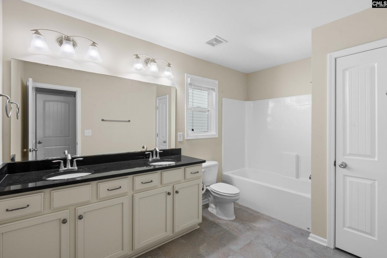 383 Summersweet Court Photo 34