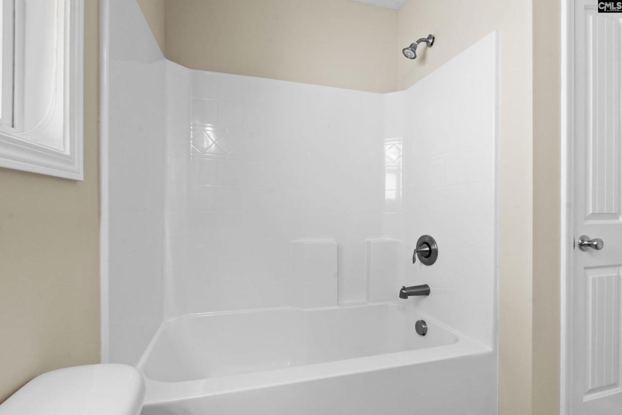 383 Summersweet Court Photo 35