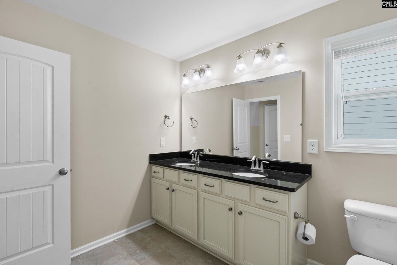 383 Summersweet Court Photo 36