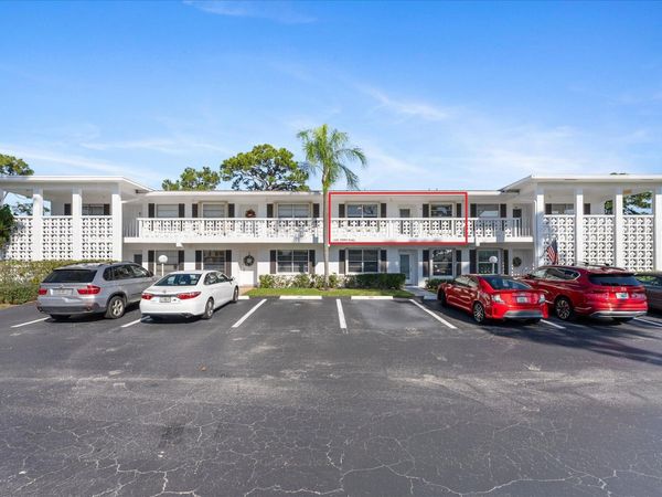 5321 Poppy Place, Unit 203, Delray Beach, FL 33484