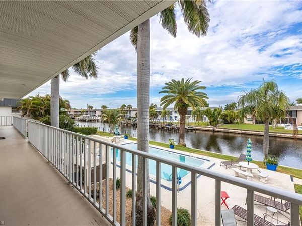 843 SE 46th LN, Unit 6, CAPE CORAL, FL 33904