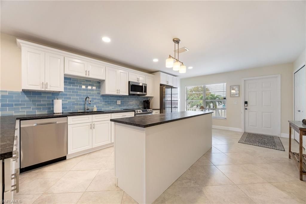 843 SE 46th Ln, Unit 6, Cape Coral, FL 33904 Photo