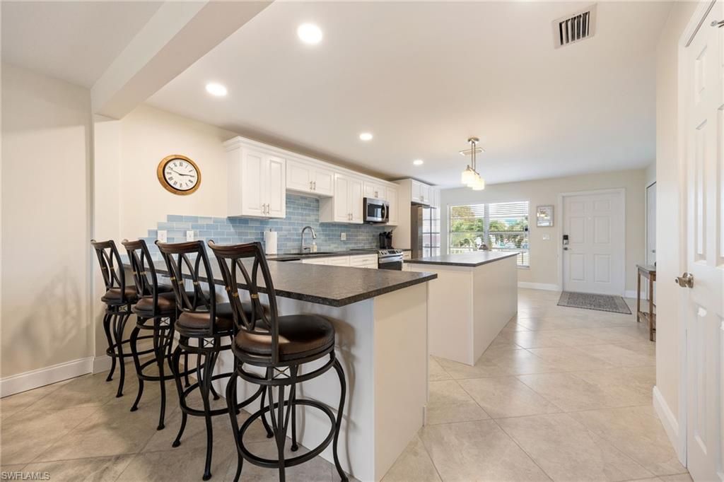 843 SE 46th Ln, Unit 6, Cape Coral, FL 33904 Photo