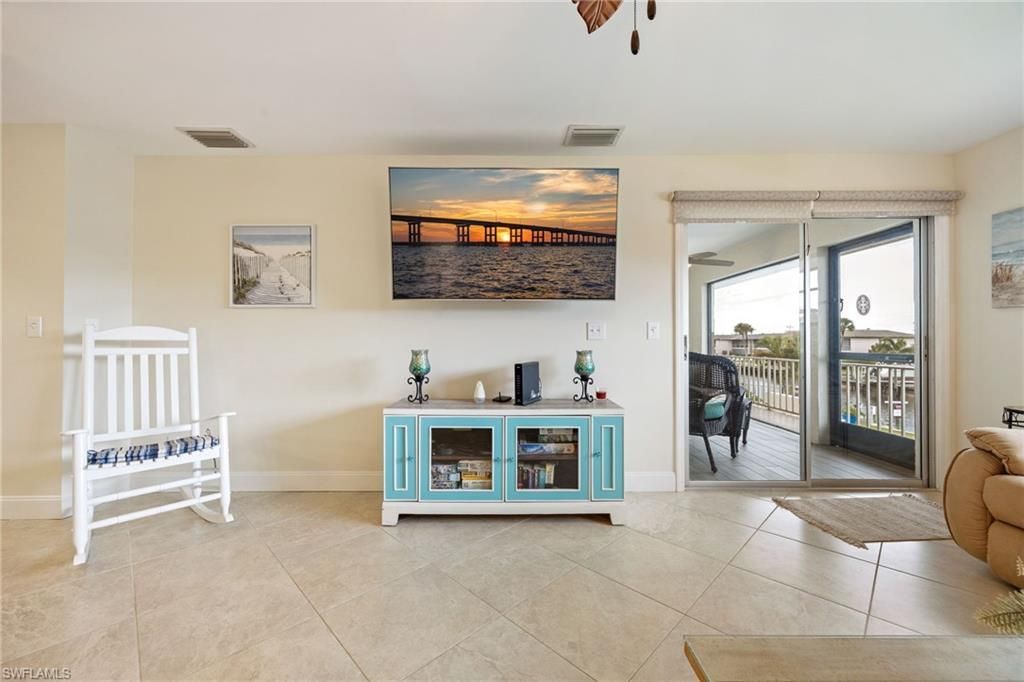 843 SE 46th Ln, Unit 6, Cape Coral, FL 33904 Photo