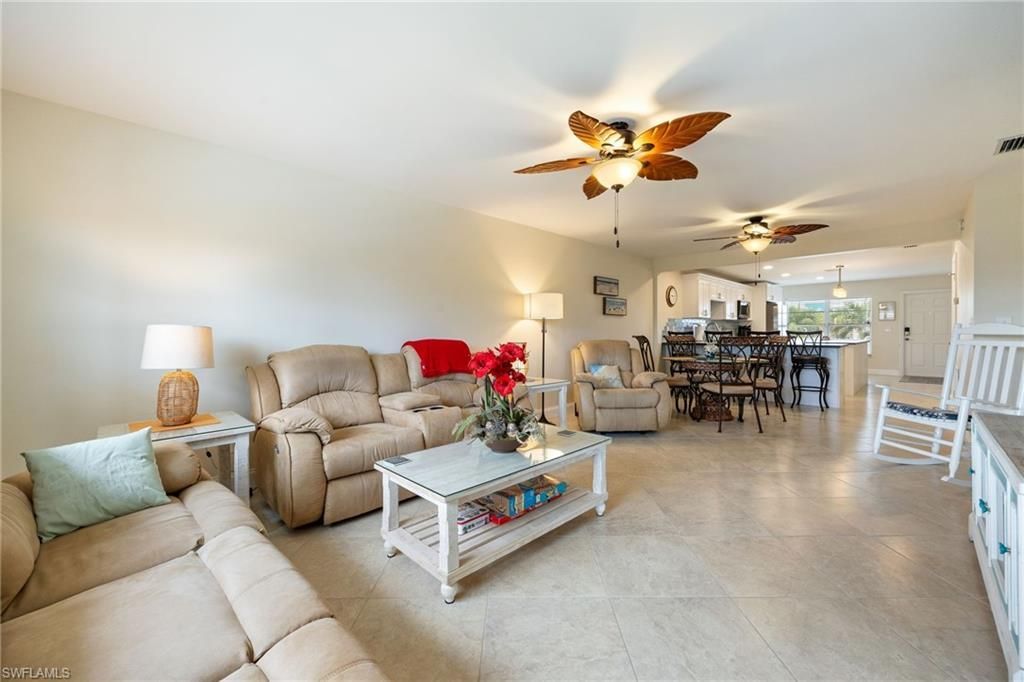 843 SE 46th Ln, Unit 6, Cape Coral, FL 33904 Photo