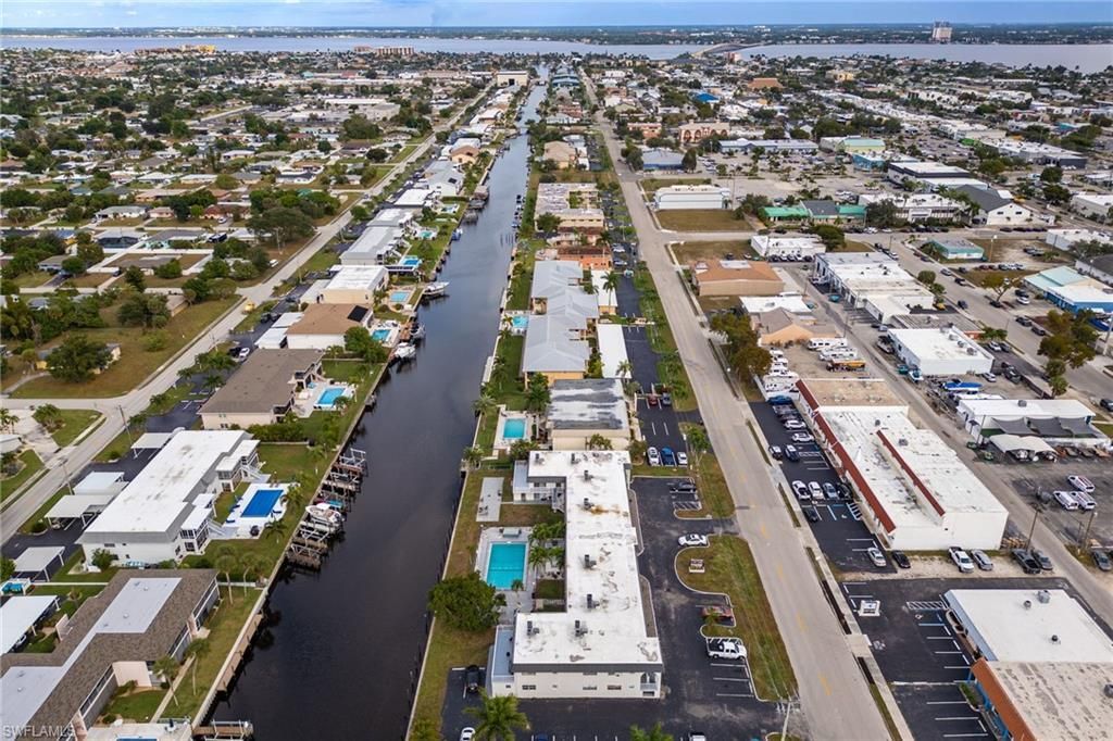 843 SE 46th Ln, Unit 6, Cape Coral, FL 33904 Photo