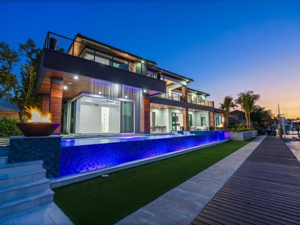 107 Bowsprit Drive, North Palm Beach, FL 33408