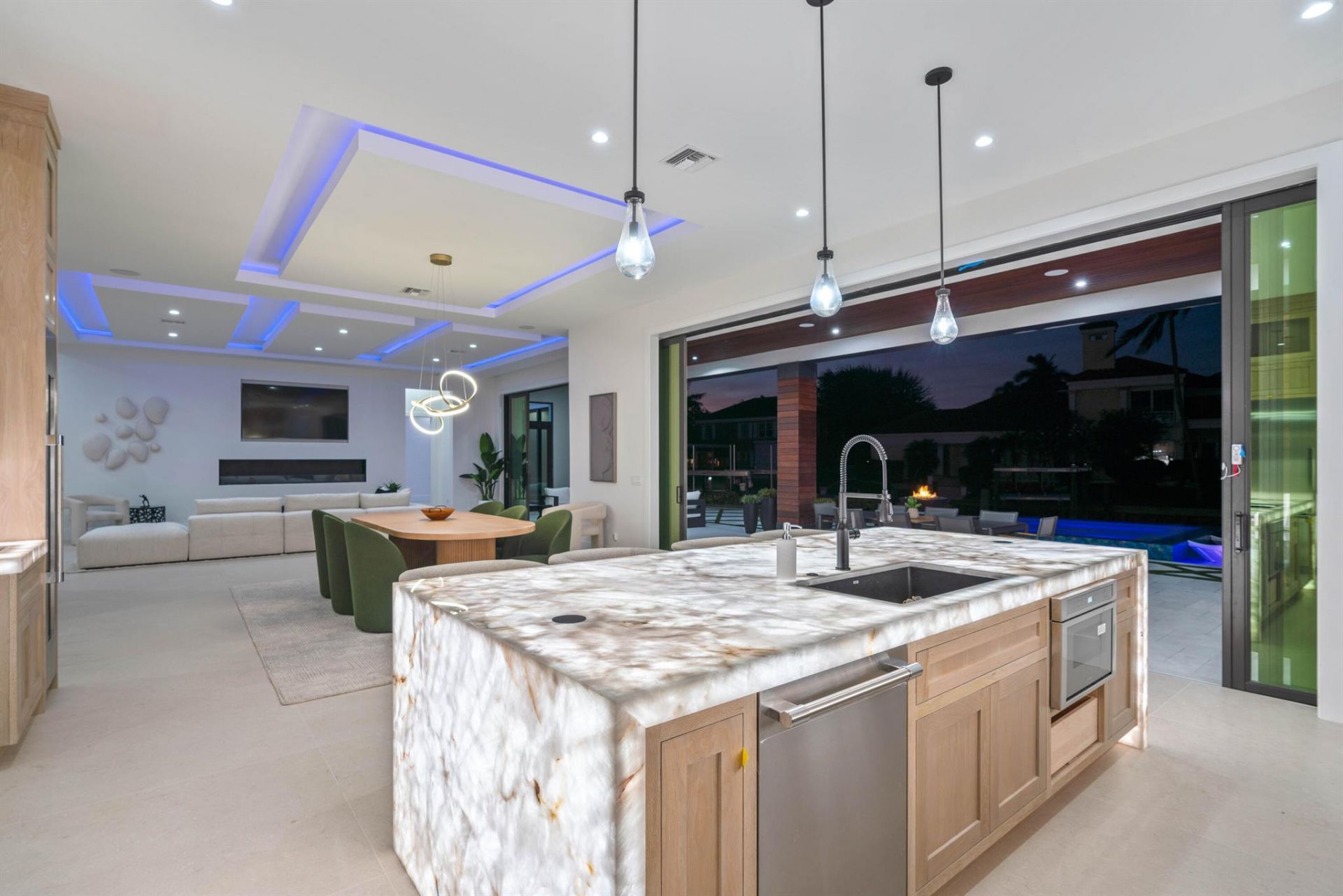 107 Bowsprit Drive, North Palm Beach, FL 33408 Photo