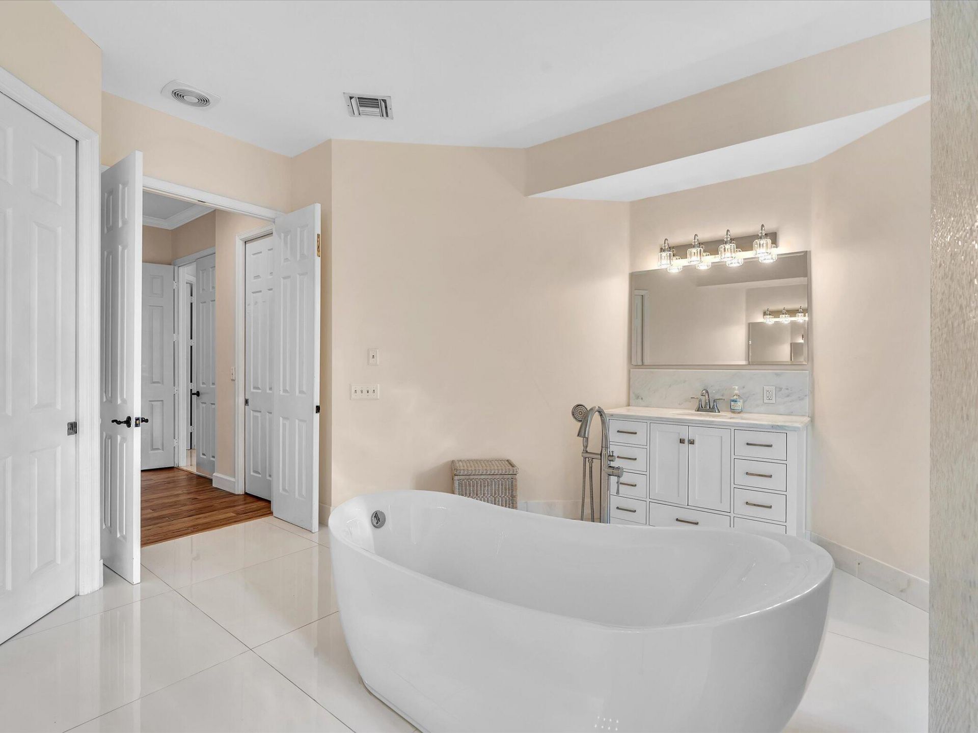 920 NW 122nd Avenue, Plantation, FL 33325 Photo