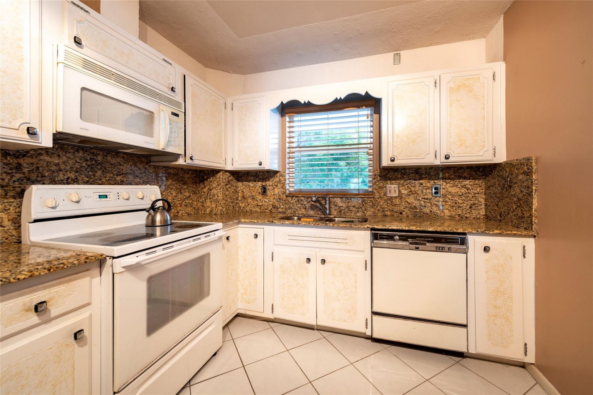 3333 NE 36th Street, Unit 6, Fort Lauderdale, FL 33308 Photo