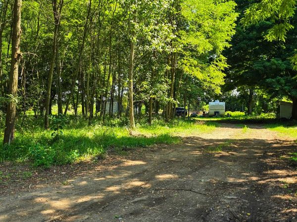 211 S Ray Quincy Road, Quincy, MI 49082