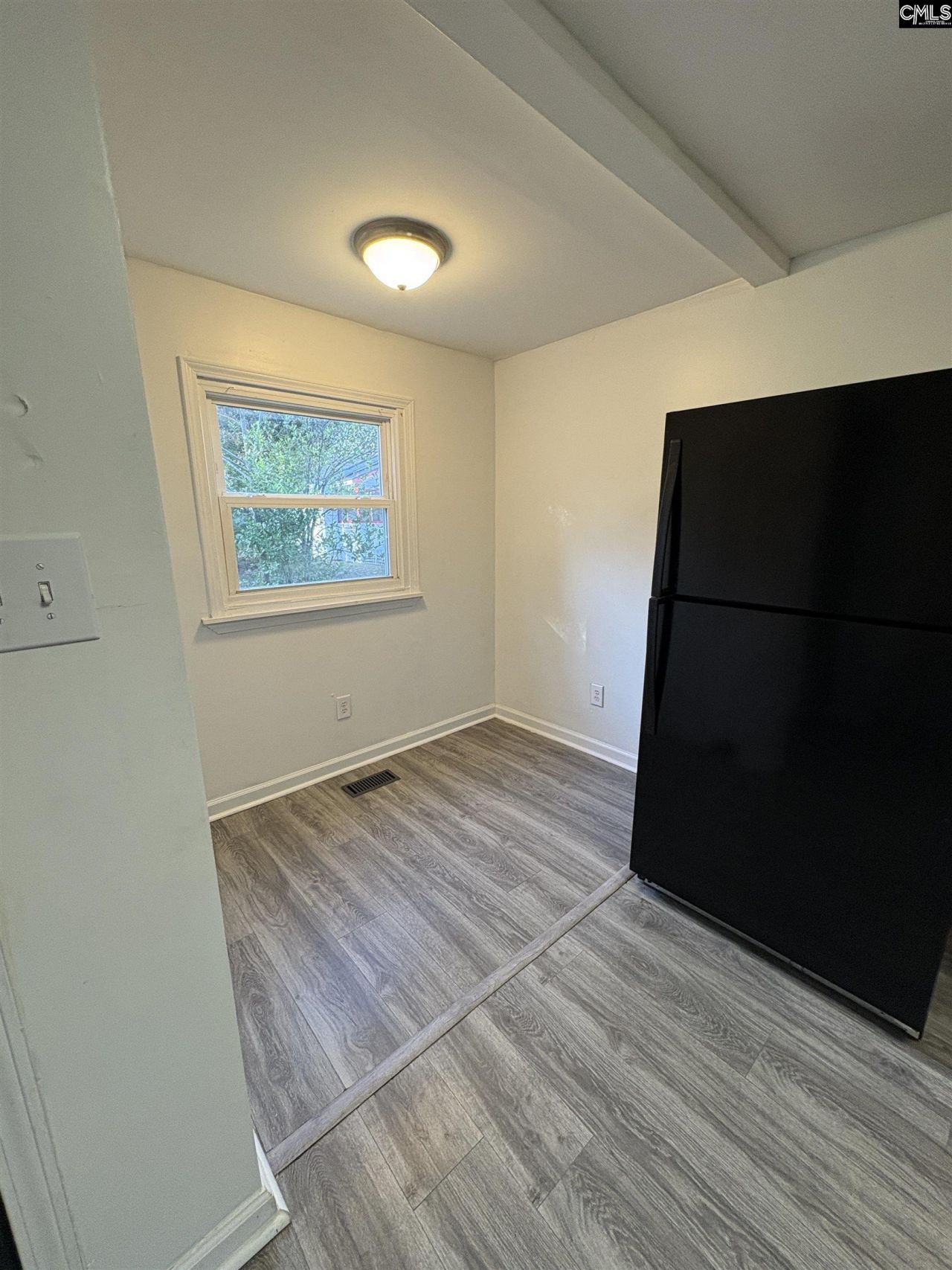 15 Community Street Photo 8