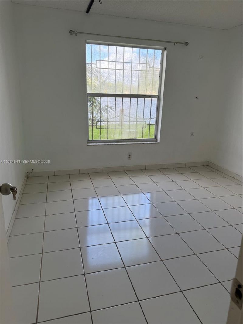 5199 NW 7th St, Unit 115, Miami, FL 33126 Photo