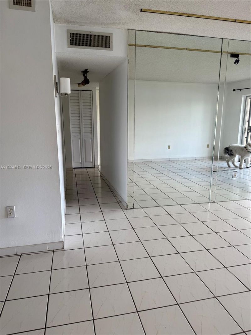 5199 NW 7th St, Unit 115, Miami, FL 33126 Photo