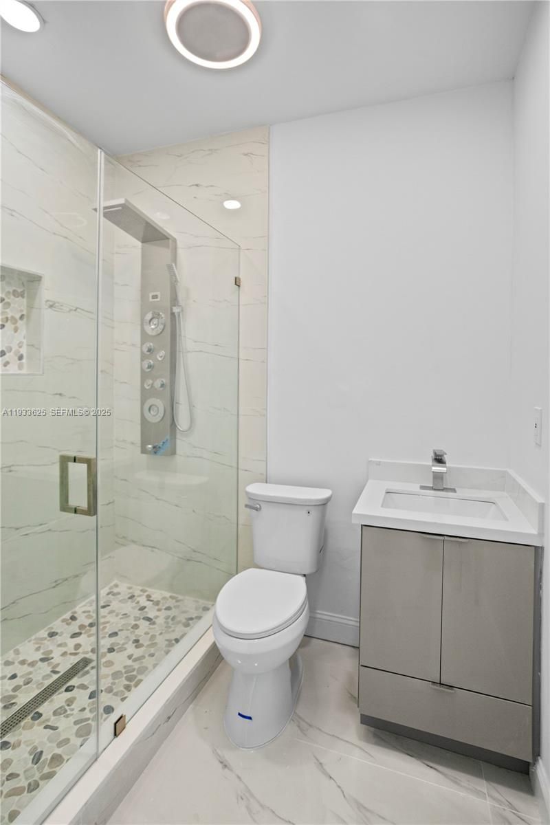 1445 NE 147th St, Miami, FL 33161 Photo