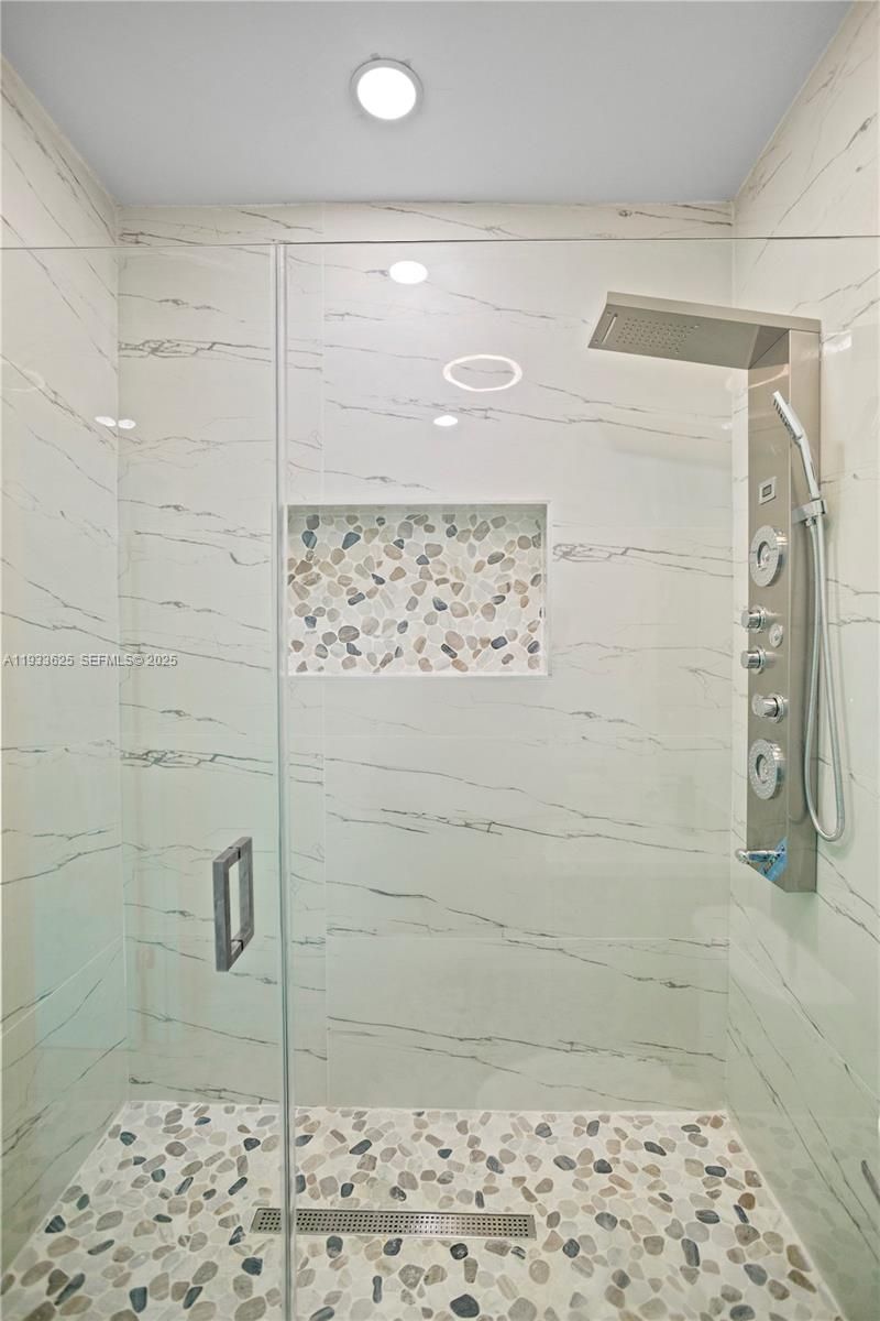 1445 NE 147th St, Miami, FL 33161 Photo