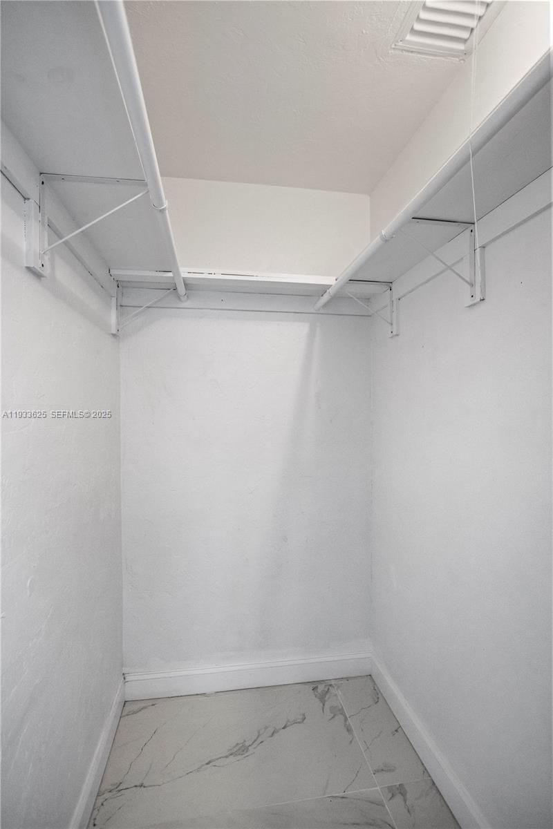 1445 NE 147th St, Miami, FL 33161 Photo