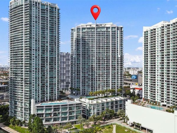 90 SW 3rd St, Unit 2109, Miami, FL 33130