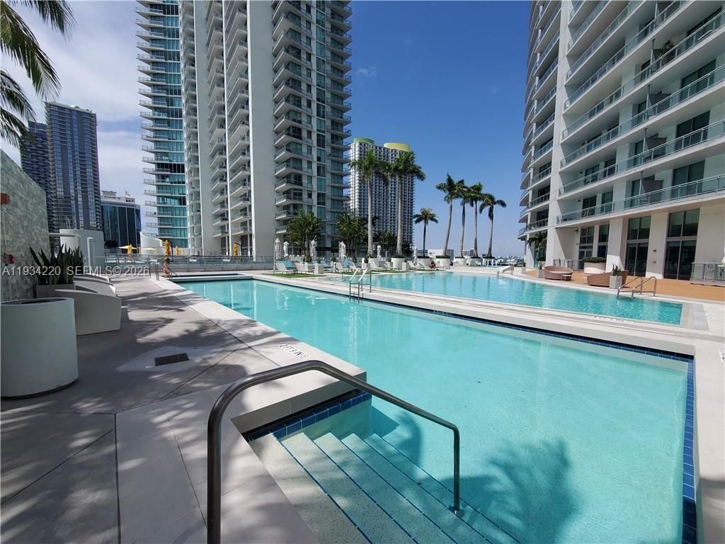 90 SW 3rd St, Unit 2109, Miami, FL 33130 Photo