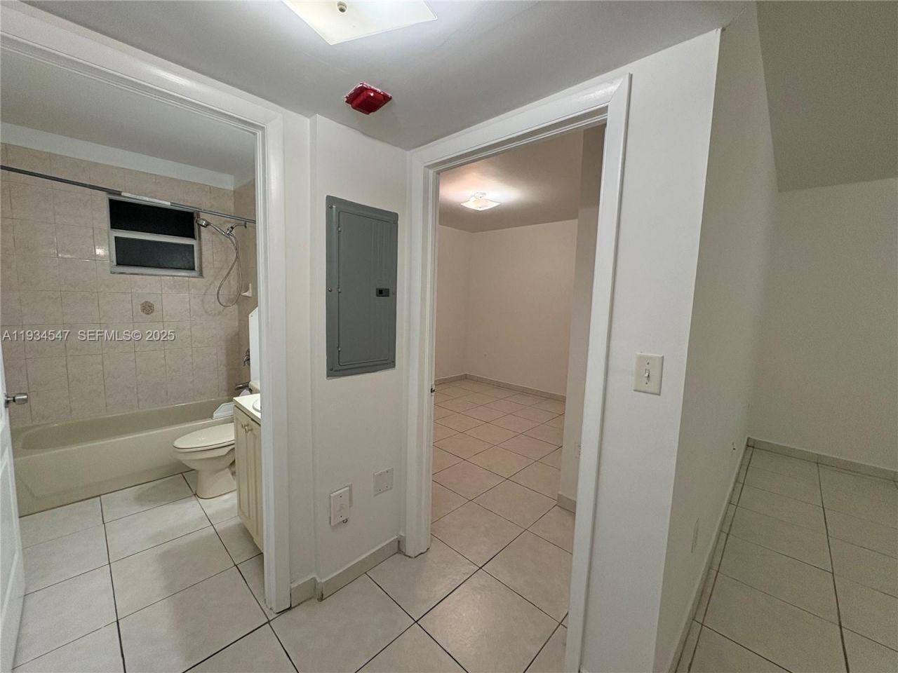 181 NW 47th Ave, Unit 6, Miami, FL 33126 Photo