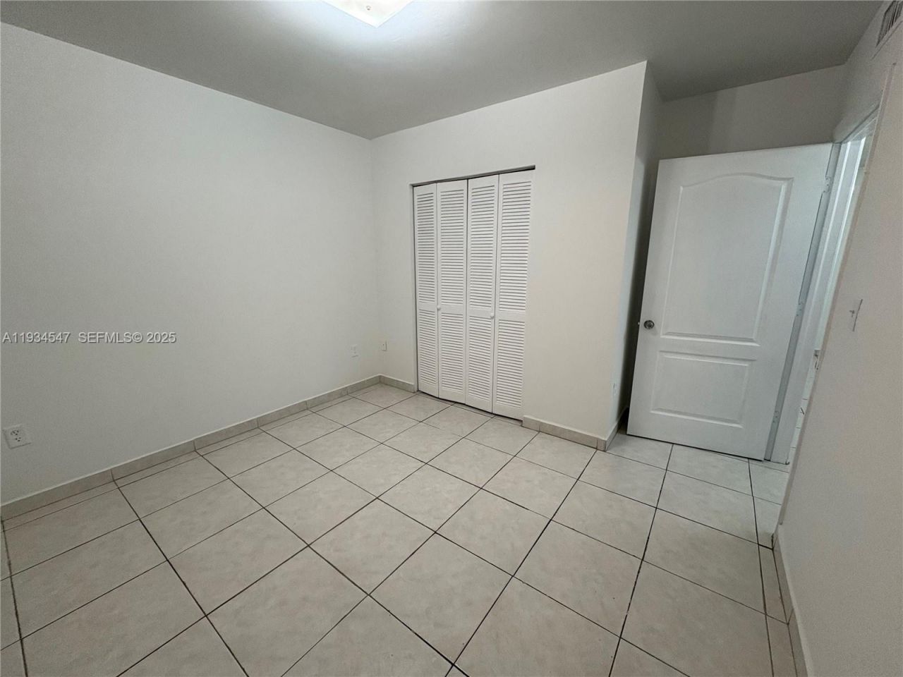181 NW 47th Ave, Unit 6, Miami, FL 33126 Photo