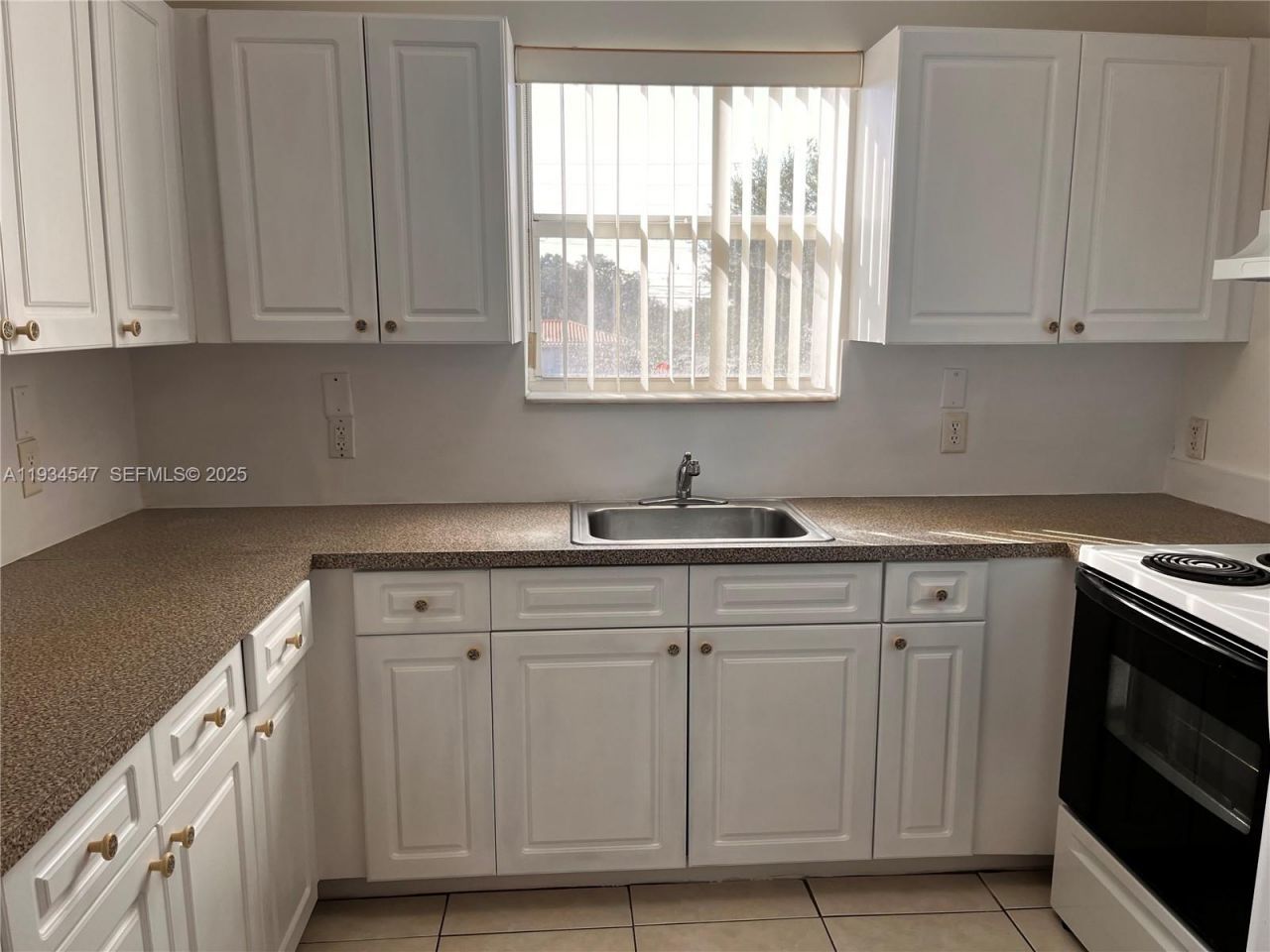 181 NW 47th Ave, Unit 6, Miami, FL 33126 Photo