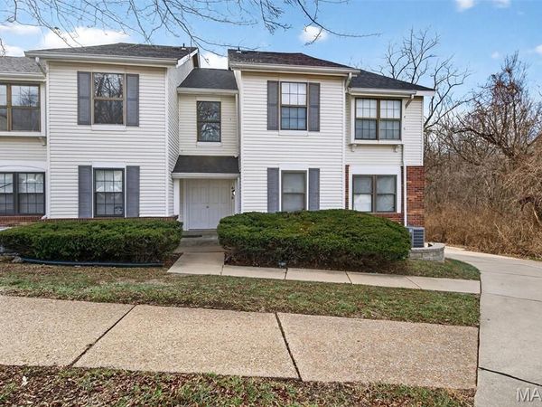 6458 White Cap Lane, Unit B, St Louis, MO 63033