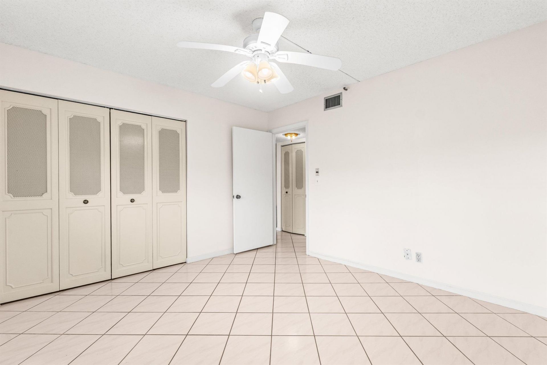 14623 Bonaire Boulevard, Unit 608, Delray Beach, FL 33446 Photo